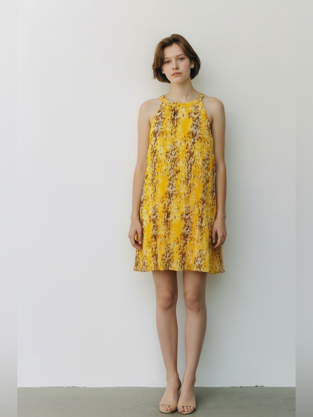 Maison d’ Amelie Paris Pleated Floral Yellow Midi Dress Size Large NWT